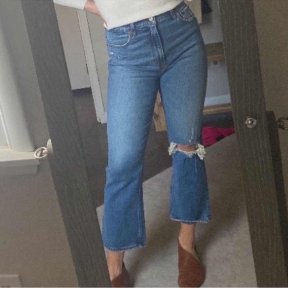Abercrombie & Fitch Ultra High Rise Kick Flare Curve Love Jeans - Picture 10 of 12